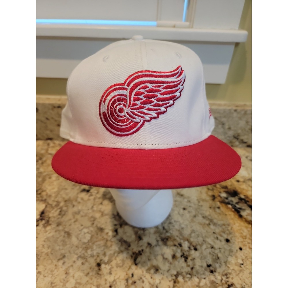 New Era Detroit Red Wings 59FIFTY Fitted Hat White/Red Size 7 3/8